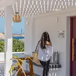 Nyaraló Glaucus Summer House Sea View Mandrákia