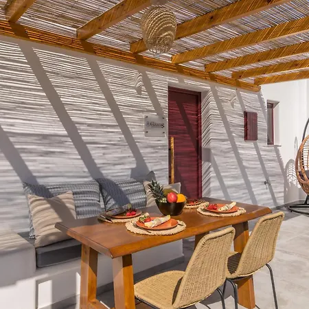 Glaucus Summer House Sea View Casa de Férias Mandrakia