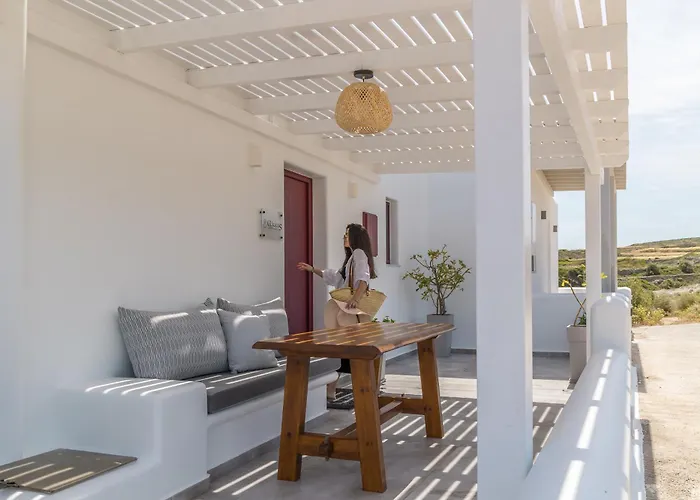 Glaucus Summer House Sea View